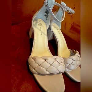 Time and Tru Chain Ankle Heel- Size 9